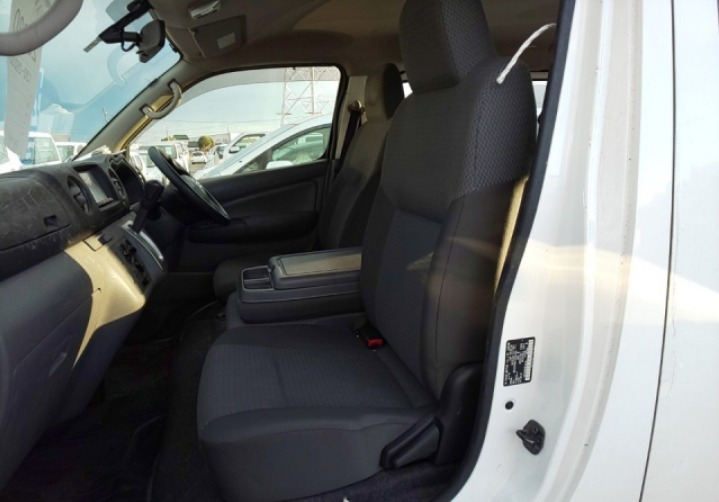 2015 Nissan Caravan Van